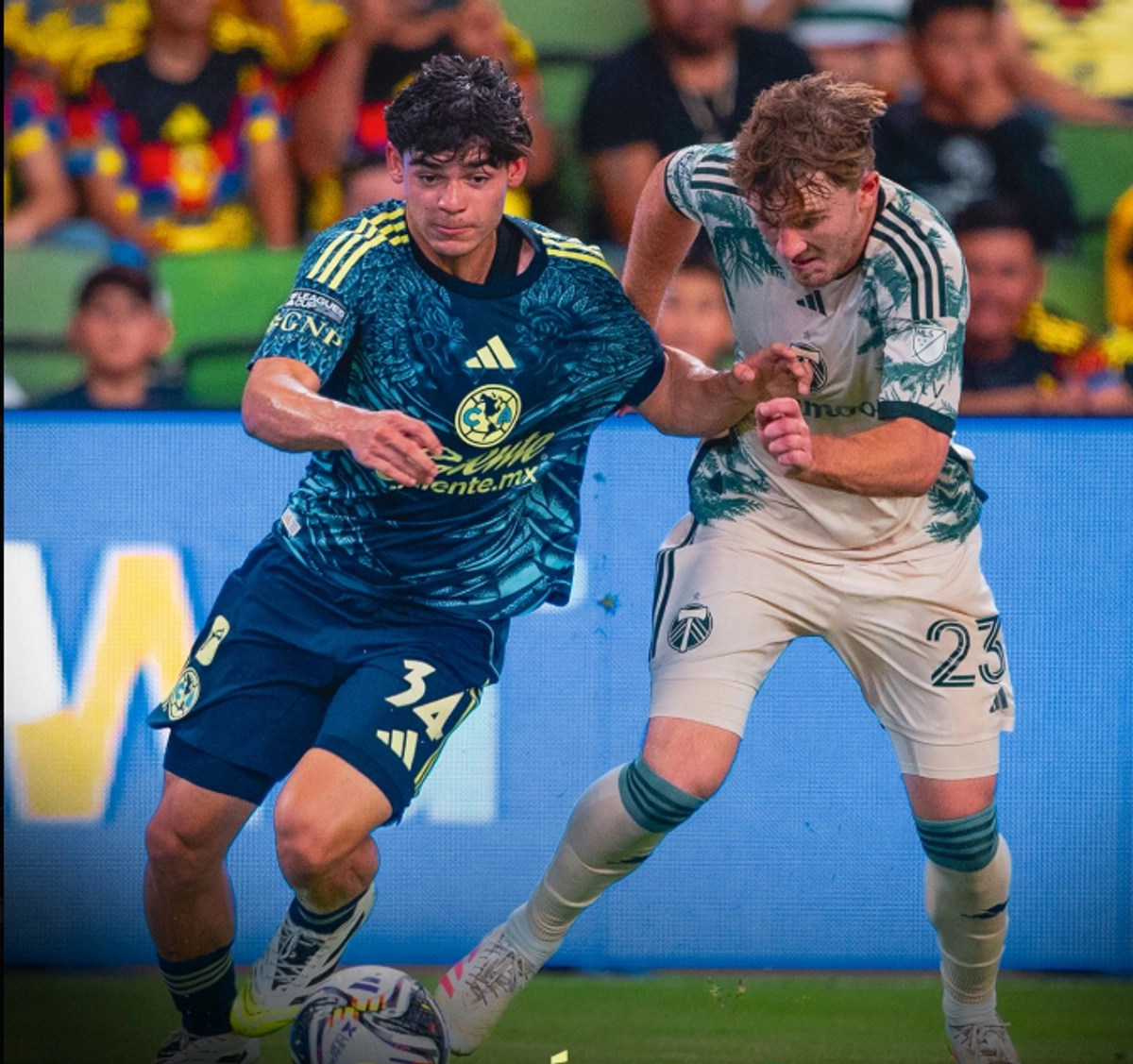 Henry Martin selló el triunfo de las Águilas al anotar el último gol en la tanda de penaltis, donde su equipo no falló ningún disparo. Foto

