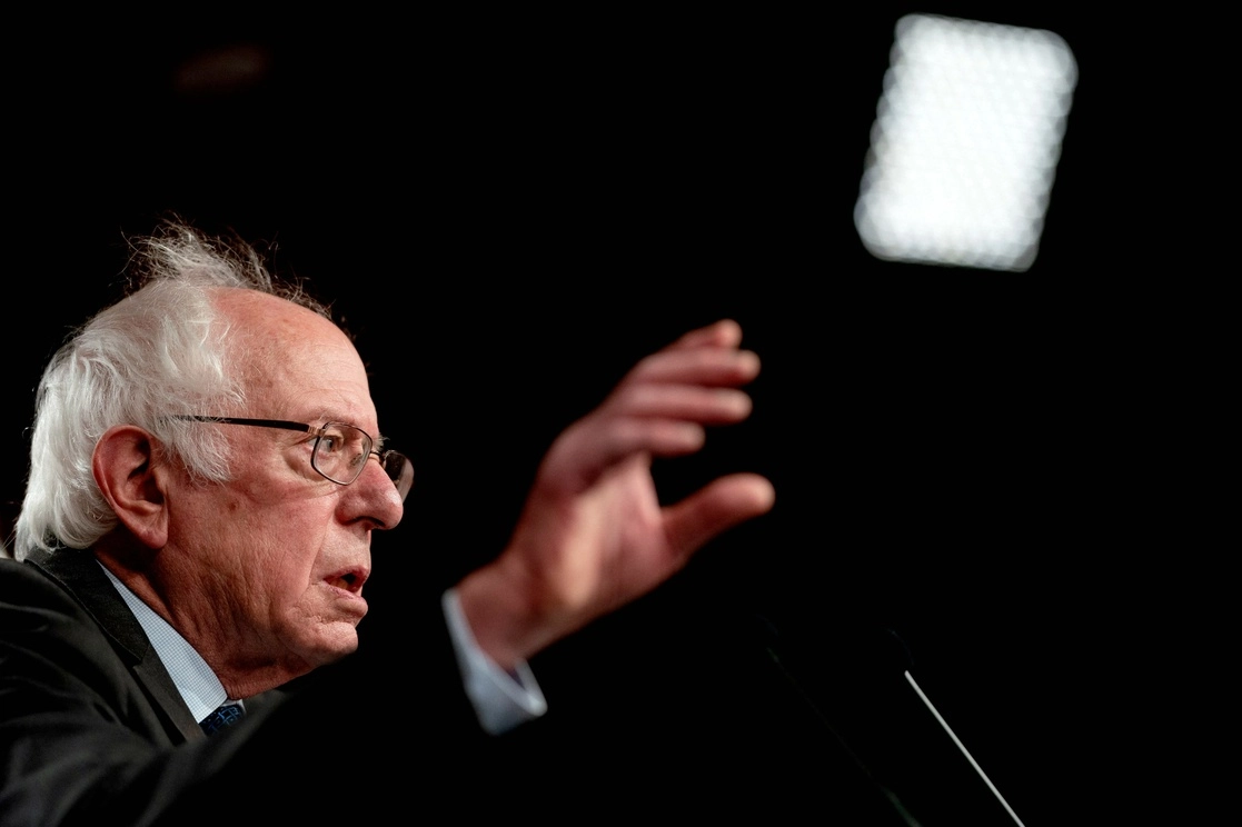 El senador Bernie Sanders (en imagen de hace unos días) se ha convertido en una de las voces más fuertes en Estados Unidos contra las políticas neoliberales. Foto Afp 
