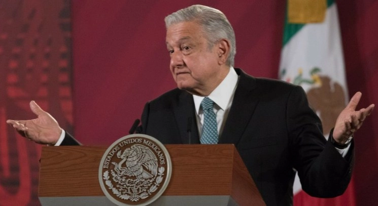 El presidente Andrés Manuel López Obrador durante su conferencia matutina en Palacio Nacional, en imagen de ayer. Foto Cuartoscuro