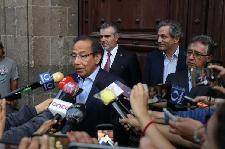 Dirigentes de los principales organismos empresariales y el presidente Andrés Manuel López Obrador acordaron un primer paquete de medidas para salvaguardar empleos, salarios y a las pequeñas y medianas empresas, por ser las más afectadas en la crisis del Covid-19. Foto Yazmín Ortega