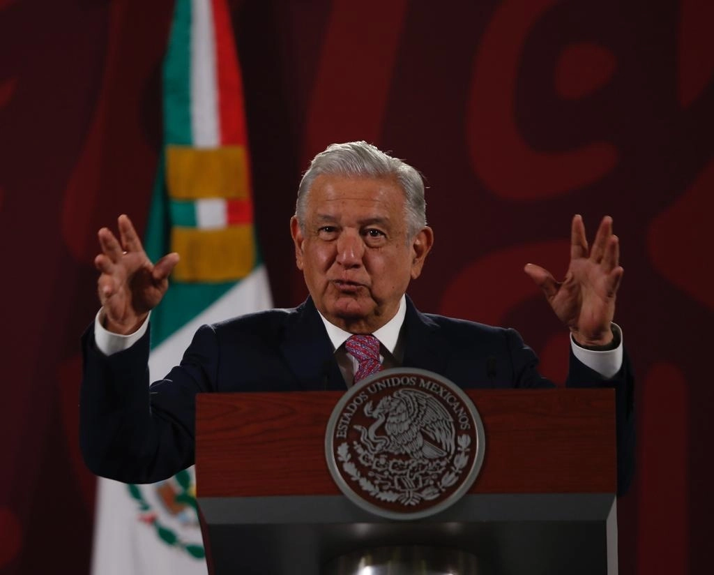 El presidente Andrés Manuel López Obrador durante conferencia de prensa matutina. Foto Guillermo Sologuren