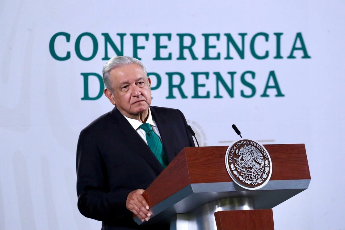 El presidente Andrés Manuel López Obrador ayer durante su conferencia matutina en Palacio Nacional. Foto Luis Castillo