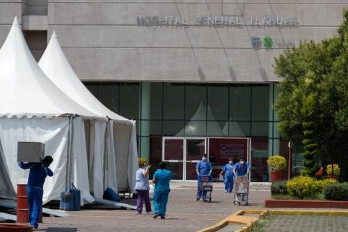 El Hospital General de Tláhuac, donde se atiende a personas contagiadas por Covid-19. Foto Pablo Ramos