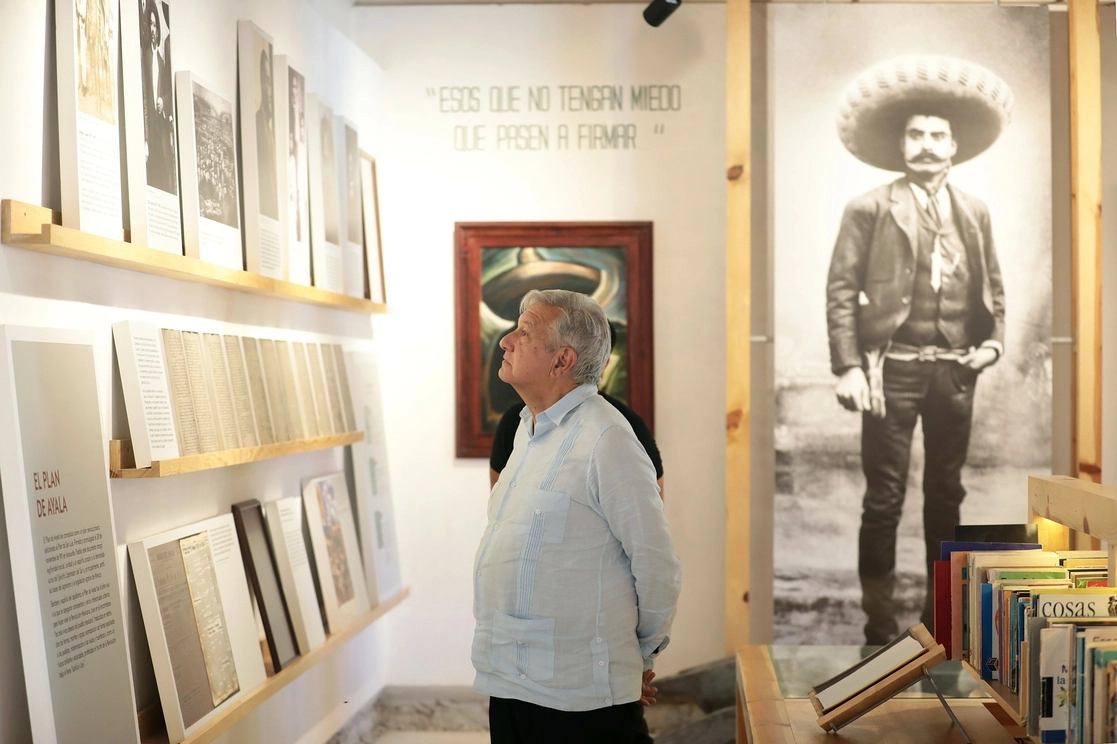 El presidente durante el programa de Mejoramiento Urbano en Ayoxuxtla, Puebla. Foto Gobierno de México