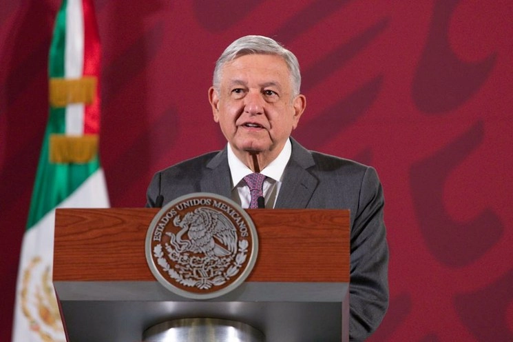 El presidente Andrés Manuel López Obrador ofreció adelantar la consulta sobre la revocación de su mandato de 2022 a las elecciones intermedias de 2021. Foto Pablo Ramos