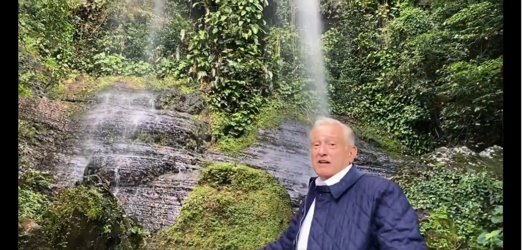 Imagen del video difundido en la red social del Presidente.