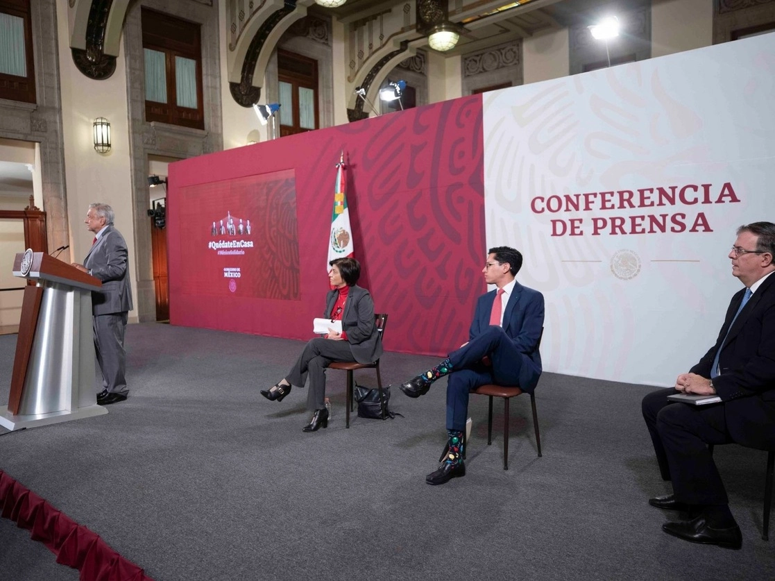 El presidente Andrés Manuel López Obrador resaltó en la conferencia matutina que Felipe Calderón fue nombrado, al dejar el Ejecutivo, consejero de la empresa Iberdrola. Foto Presidencia