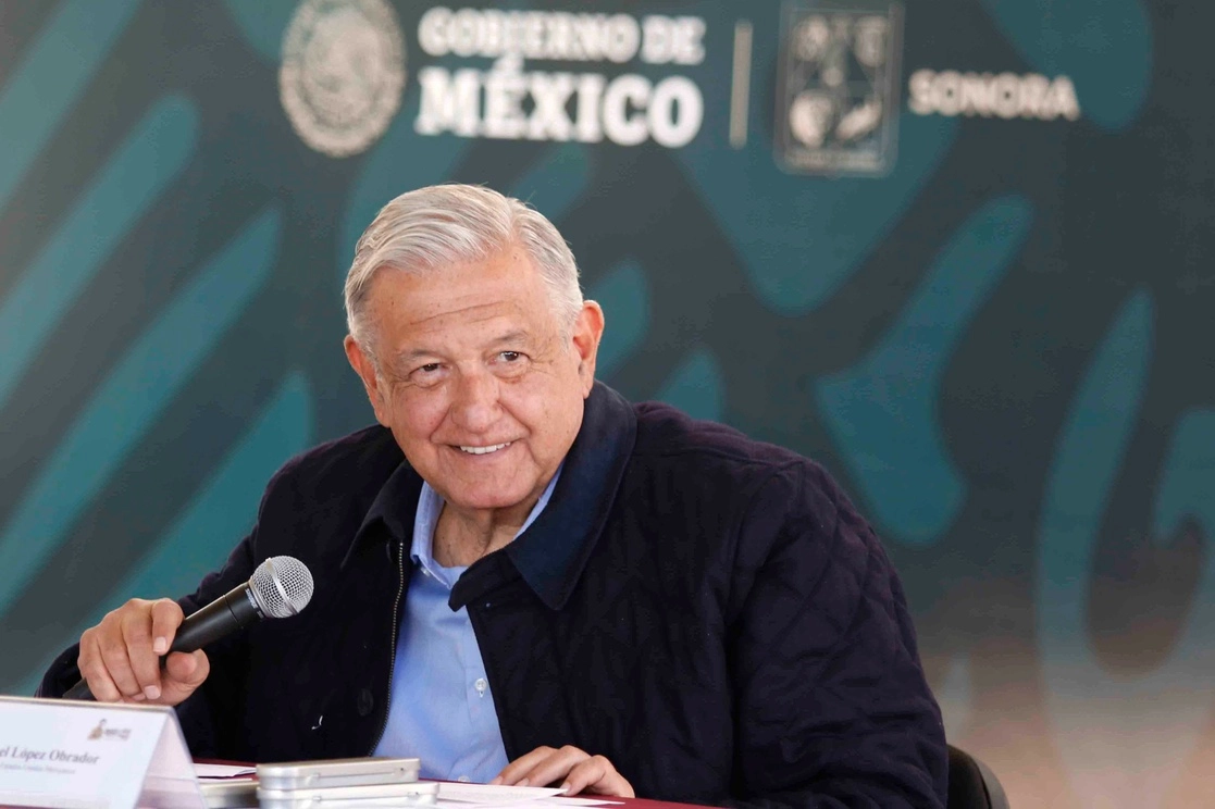 El presidente Andrés Manuel López Obrador se reunió con autoridades de la sierra de Sonora y Chihuahua, en Yécora.  Foto Presidencia