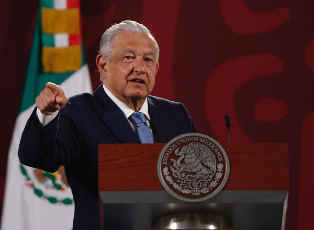 El presidente Andrés Manuel López Obrador durante conferencia de prensa matutina. Foto Guillermo Sologuren