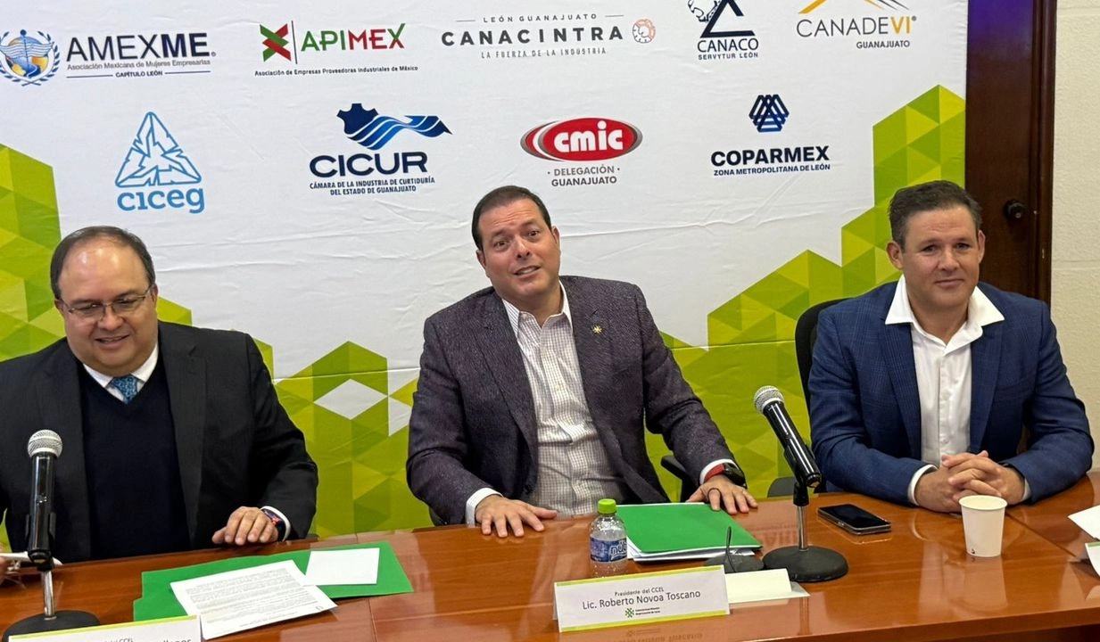 Ahora en el amparo indirecto 1257/2024-VII, Michel Sojo Quiroz, representante legal del CCEL, se dolió de que no notificaron a los empresarios del pliego de observaciones de la revisión hecha por la ASEG para “respetar nuestro derecho de audiencia previa”. Foto 