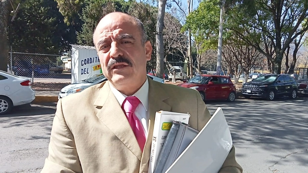Julián Cisneros Contreras, abogado de Ismael Figueroa Flores, el 20 de febrero de 2024. Foto César Arellano 