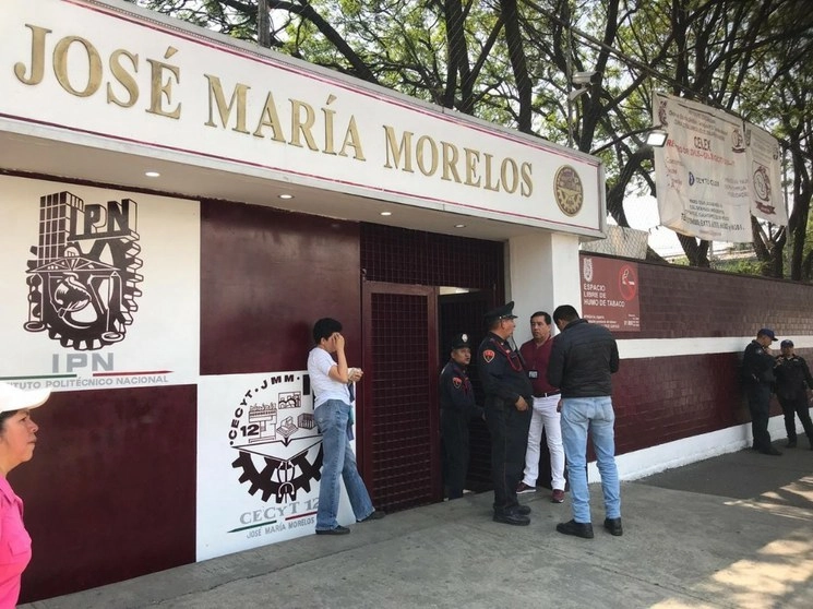 A partir del próximo ciclo escolar, el Instituto Politécnico Nacional ampliará su oferta educativa para el bachillerato con cinco nuevas carreras técnicas en Gastronomía, Mercadotecnia Digital, Mecatrónica, Energía Sustentable y Sustentabilidad. Foto Alfredo Domínguez / Archivo