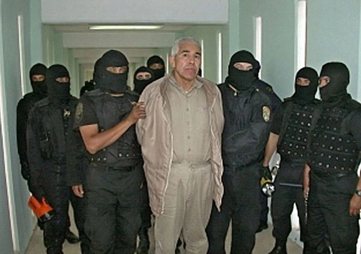 Abogados del narcotraficante, Rafael Caro Quintero, pidieron se revisen las condiciones de reclusión en el penal de Nueva York donde permanece. Foto 