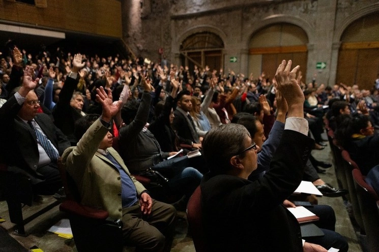 En la sesión de este martes, el Consejo Universitario también discutirá la designación de un miembro de la Junta de Gobierno, quien sustituirá a Óscar de Buen Richkarday, quien termina sus funciones. Foto Pablo Ramos / Archivo 
