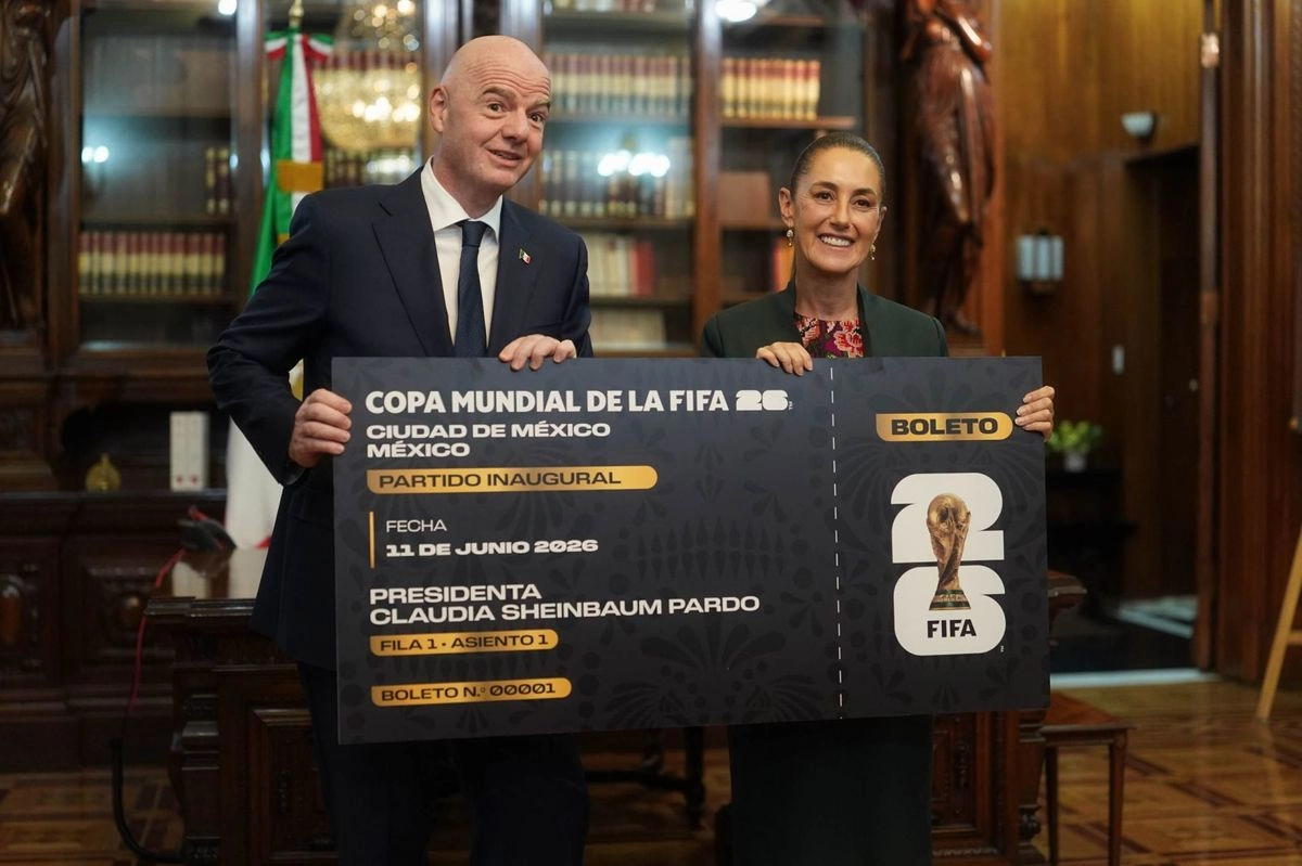 La mandataria Claudia Sheinbaum se reunió con el presidente de la FIFA, Gianni Infantino, en Palacio Nacional, el 28 de agosto de 2025. Foto 