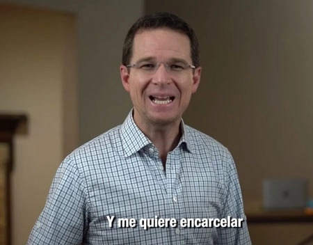 La venganza no es mi fuerte, respondió el presidente Andrés Manuel López Obrador a Ricardo Anaya, ex candidato presidencial y ex líder nacional del PAN, quien ayer anunció en redes sociales que se va de México una temporada breve, para evitar que le quiten sus derechos políticos y con ello la posibilidad de contender en 2024. Fotograma del video  