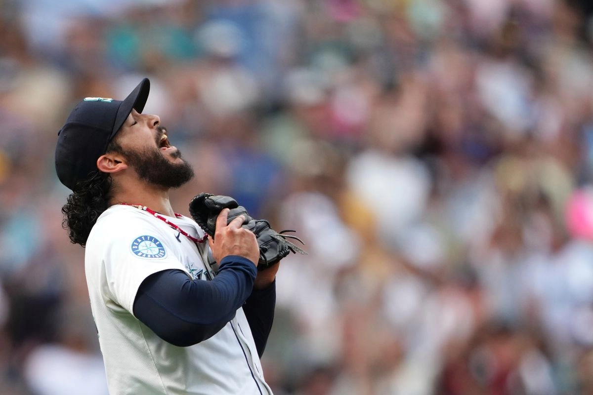 El mexicano Andrés Muñoz consiguió su salvamento 31 de la temporada en la victoria de los Marineros de Seattle 4-3 ante los Padres de San Diego. Foto