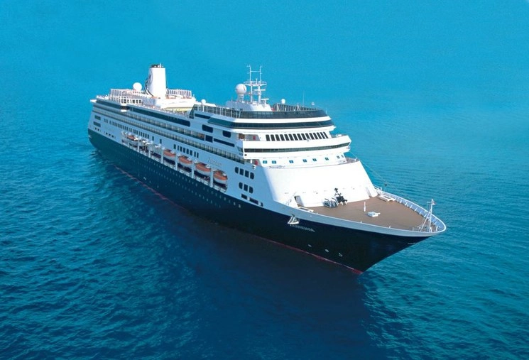 El MS Zaandam es operado por la línea de cruceros Holland America. Foto @HALcruises