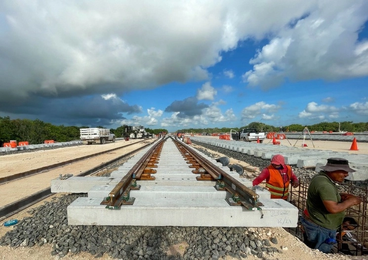 Aspectos de los avances de la Estación Cancún Tren Maya, ubicada en el Tramo 4. Foto Cuartoscuro