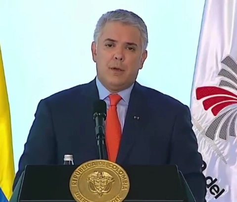 Iván Duque, presidente de Colombia informó que presentará un nuevo texto sobre las reformas tributarias. Foto Tomada de la transmisión del Twitter @IvanDuque