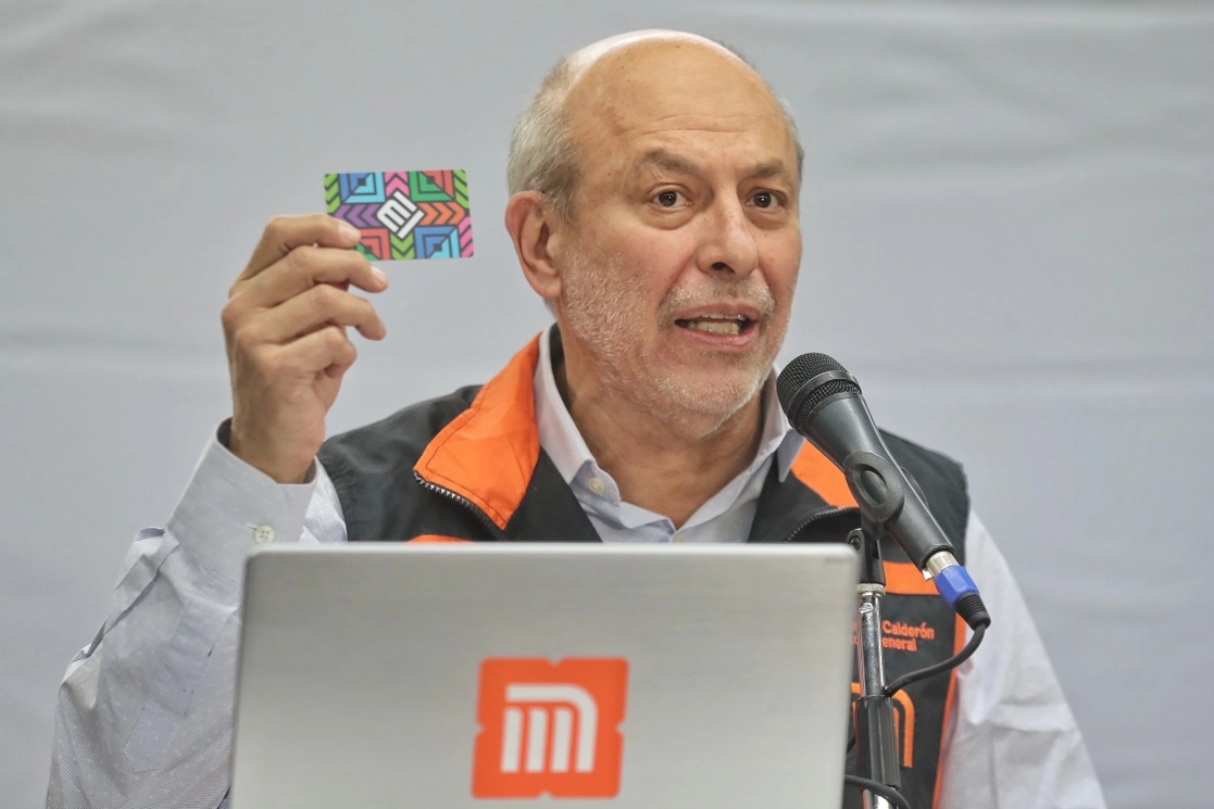 Guillermo Calderón Aguilera, director general del Metro de la Ciudad de México. Foto Marco Peláez / Archivo