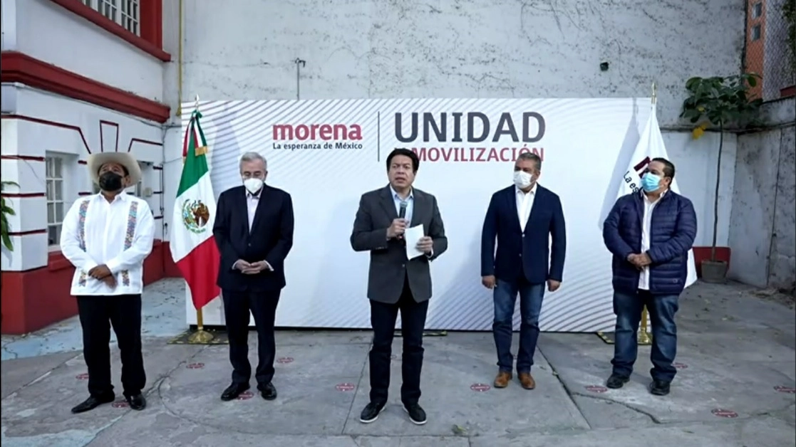El dirigente de Morena, Mario Delgado anunció a los candidatos a las tres gubernaturas en su sede central. Fotograma tomado del video emitido en las redes sociales de Morena