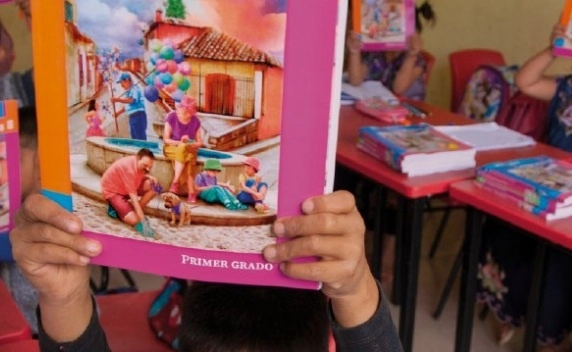 Además, recordó que el próximo viernes 29 de noviembre se desarrollará la Tercera Sesión del Consejo Técnico Escolar (CTE), con la participación de maestras y maestros. Foto @SEP_mx 