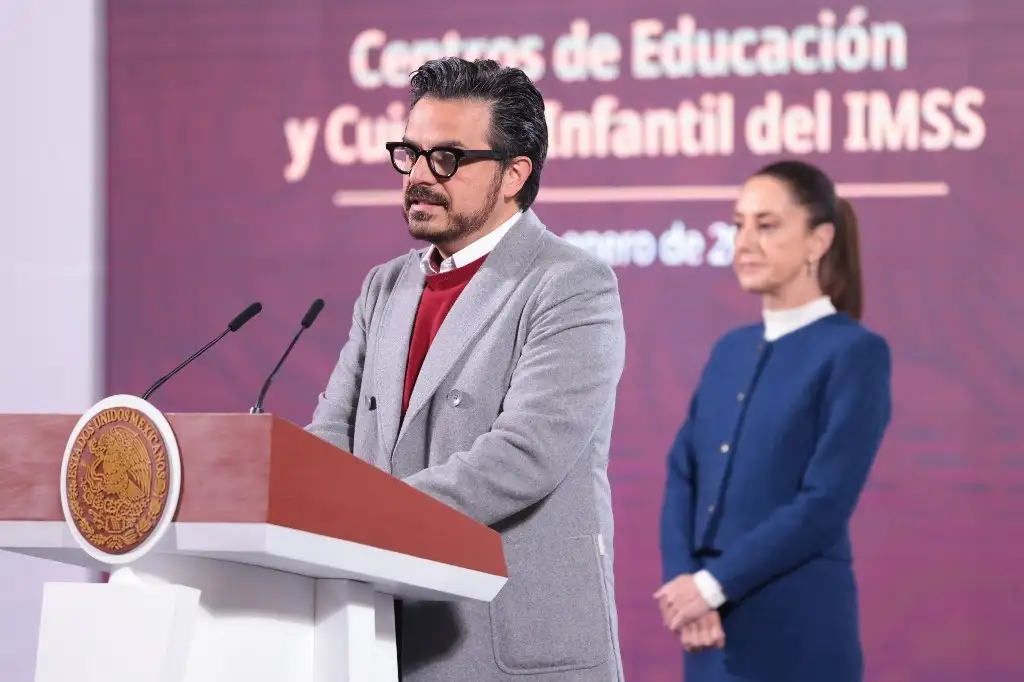 El titular del Instituto Mexicano del Seguro Social, durante la conferencia presidencial matutina desde Palacio Nacional, en la Ciudad de México, el 15 de enero de 2025. Foto cortesía Presidencia