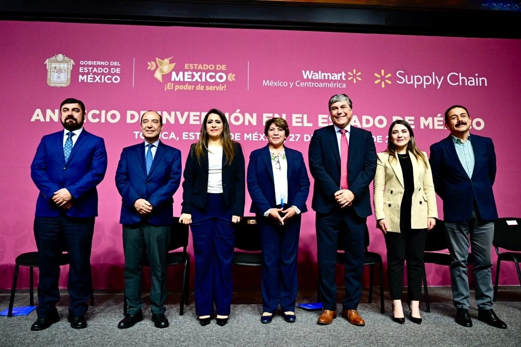 La gobernadora Delfina Gómez y representantes de la empresa durante el anuncio de inversión. Foto Gobierno Edomex