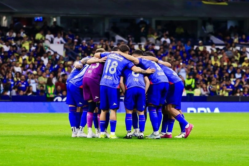 El encuentro entre el Cruz Azul y las Chivas de Guadalajara se llevará a cabo en el Estadio Azteca. Foto Facebook Cruz Azul