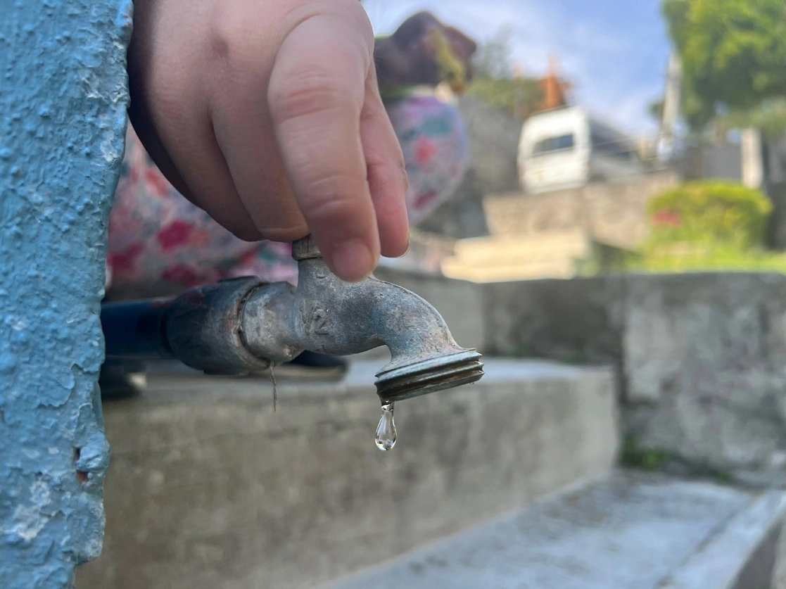 Una toma de agua en imagen de archivo. Foto Rubicela Morelos