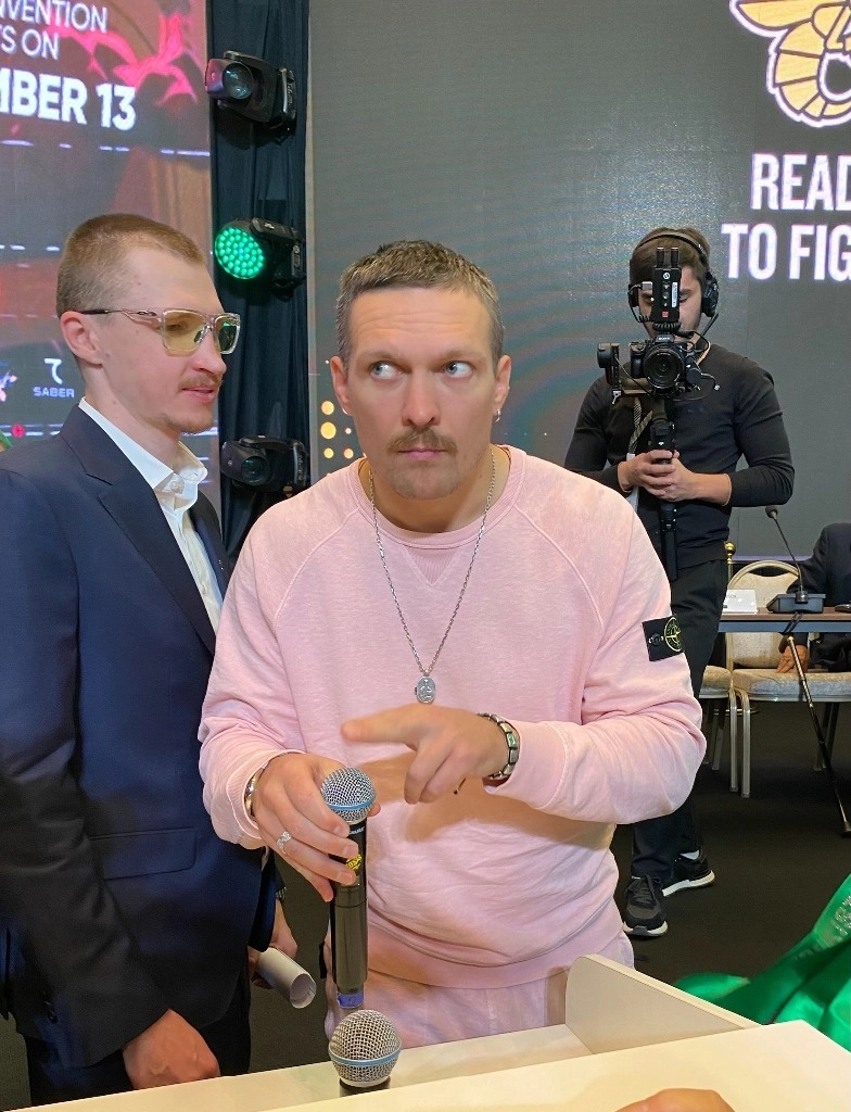 Oleksandr Usyk peleará con Tyson Fury por el campeonato indiscutible de pesos pesados en febrero en Arabia Saudita. Foto Juan Manuel Vázquez
