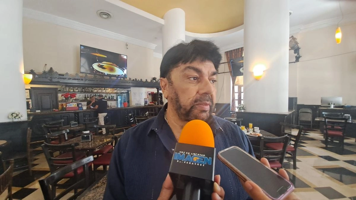 Guillermo Izacur Maldonado, presidente de la organización Jarochos LGBTQ+