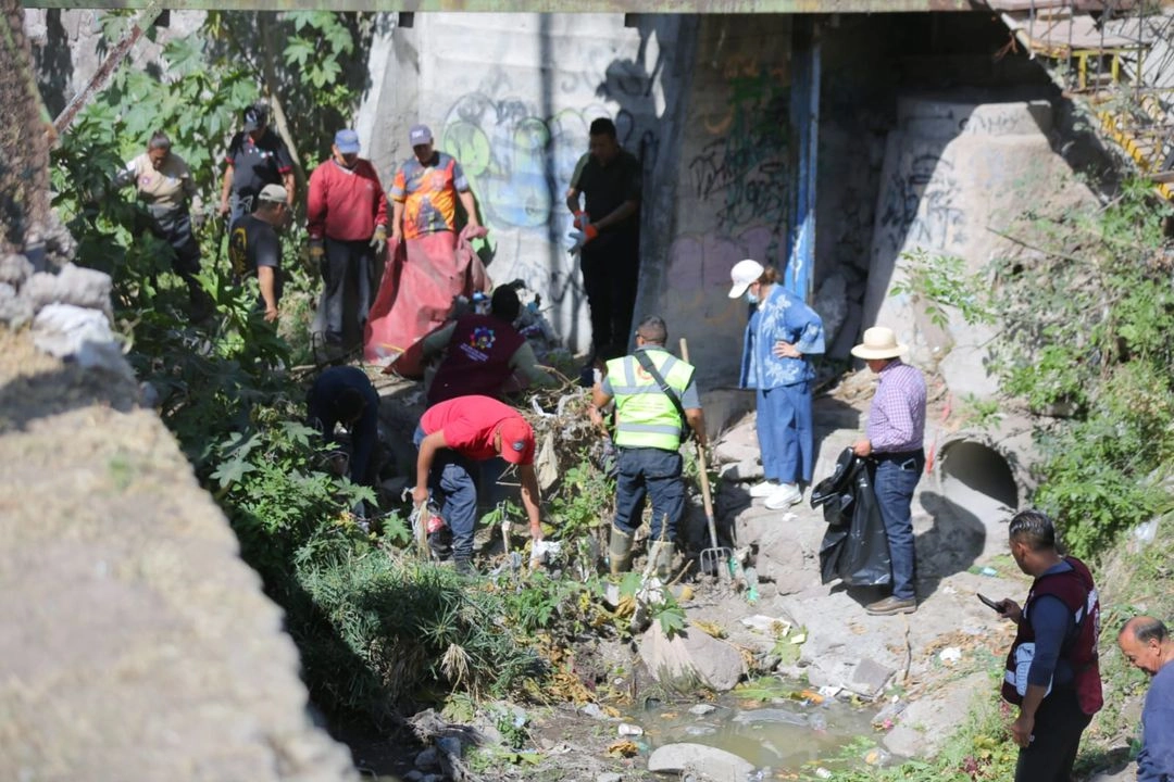 Aspectos de la Mega Jornadas de Limpieza en barrancas de Ecatepec. Foto