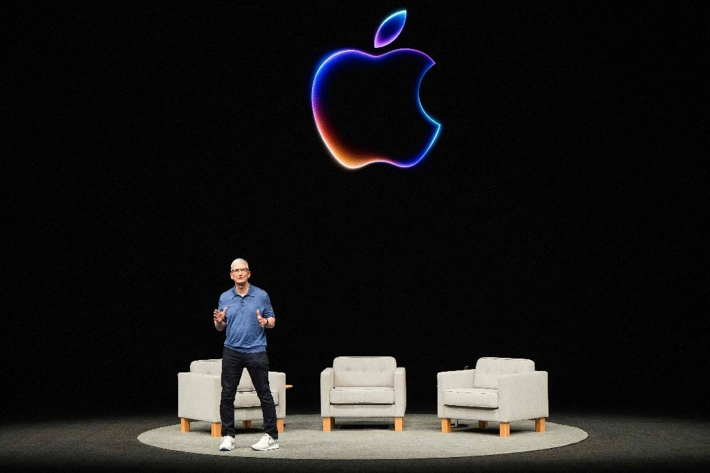 Tim Cook, CEO de Apple, durante el evento mundial de desarrolladores en Cupertino, California, el pasado 10 de junio. Foto Afp.