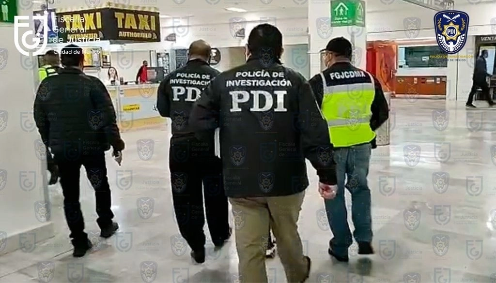 Fue una orden de aprehensión contra Carlos “N”, por su presunta participación en el delito de violación equiparada y trata de personas en su modalidad pornografía. Foto tomada del Twitter de @FiscaliaCDMX