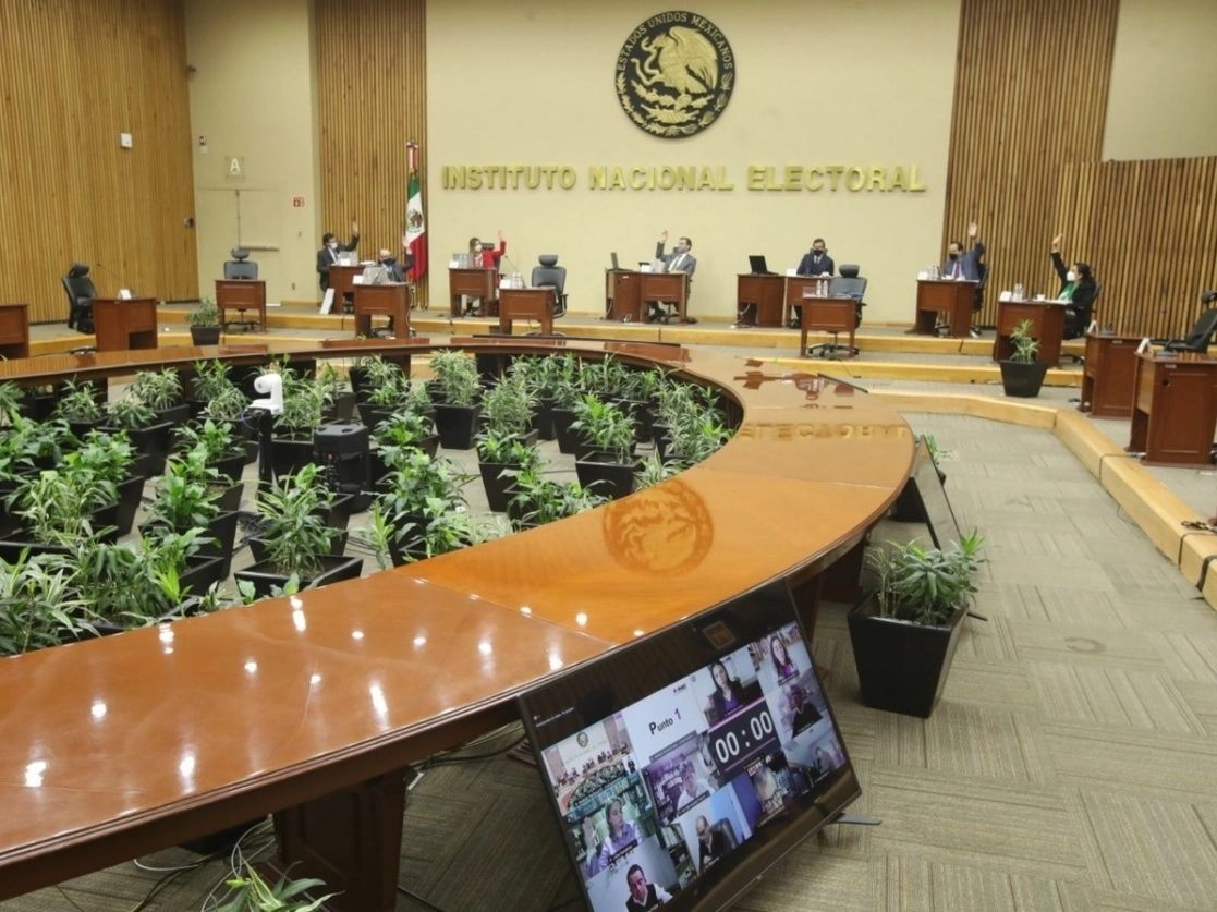 Durante una sesión del Consejo General del Instito Nacional Electoral (INE), en noviembre de 2020. Foto cortesía INE