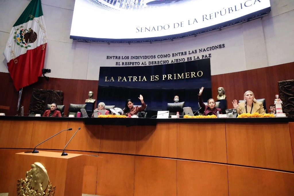 Morena y aliados hicieron ayer una férrea defensa del presupuesto 2024, en medio de las críticas de la oposición, cuyos representantes subieron repetidamente a tribuna para insistir en las críticas al gobierno federal y a Claudia Sheinbaum. Foto 'La Jornada'



