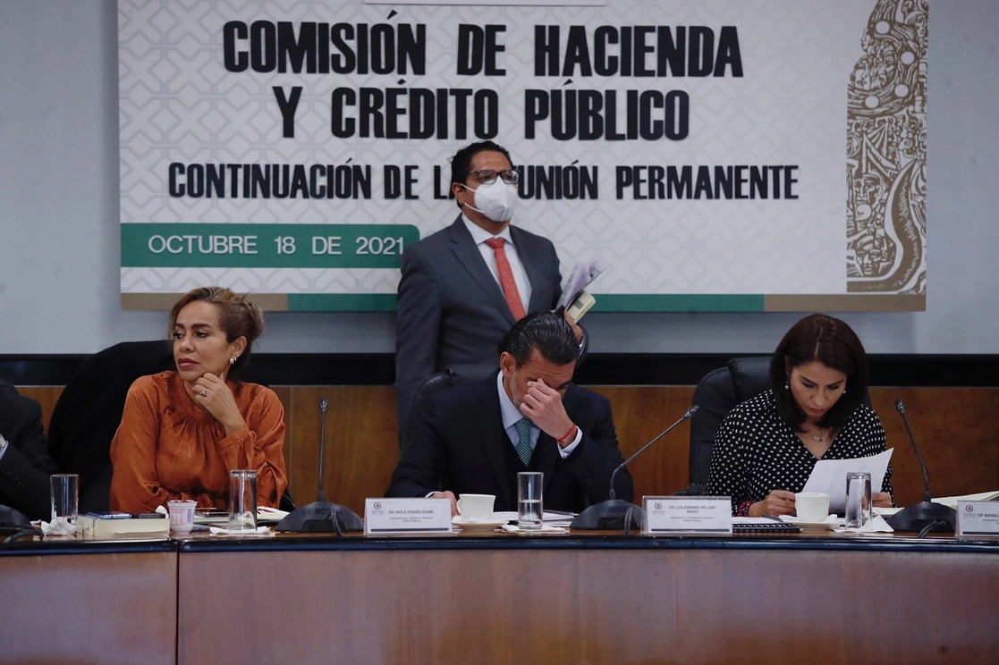 La Comisión de Hacienda y Crédito Público de la Cámara de Diputados, durante la reunión de trabajo para aprobar los dictámenes de la miscelánea fiscal, el código fiscal de la federación 2022, el 18 de octubre de 2021. Foto Cristina Rodríguez