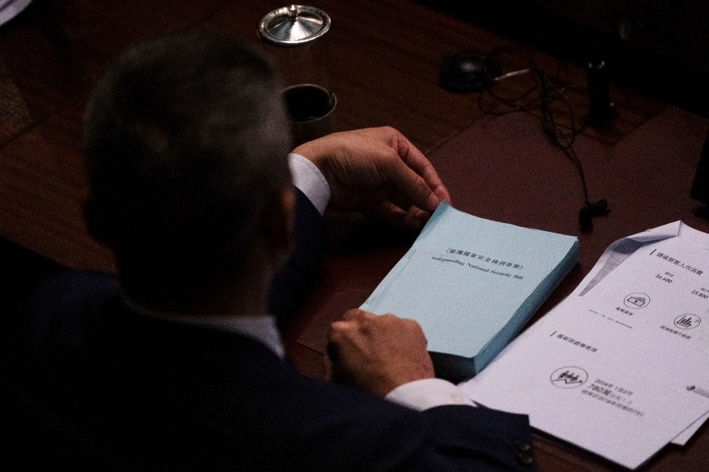 El Consejo Legislativo de Hong Kong aprobó este martes por unanimidad durante una sesión especial una nueva ley de seguridad nacional. Foto Ap 
