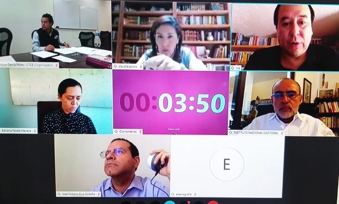Integrantes de la Comisión de Quejas y Denuncias del INE en sesión a distancia. Imagen tomada del Twitter de @INEMexico