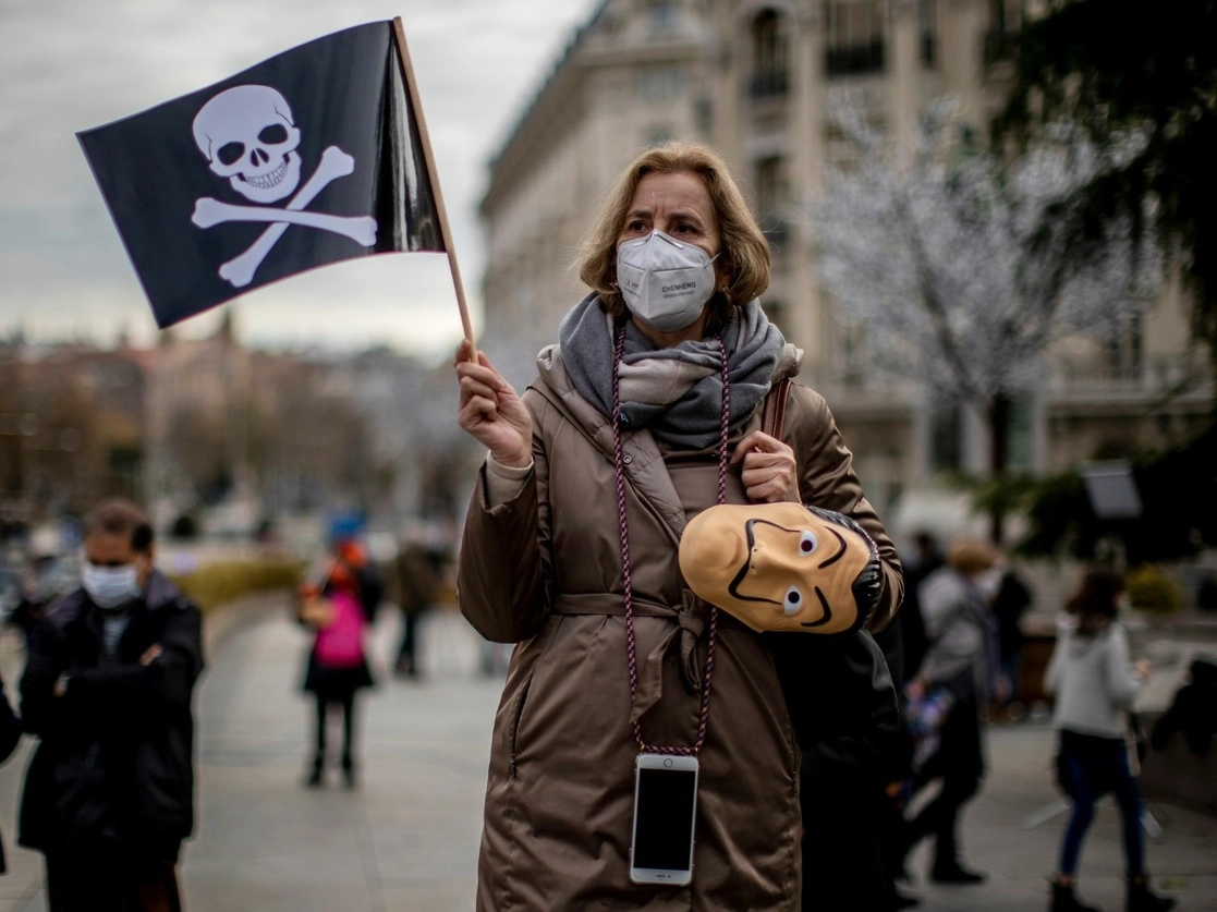 Protesta contra la legalización de la eutanasia en Madrid, España. Foto Ap
