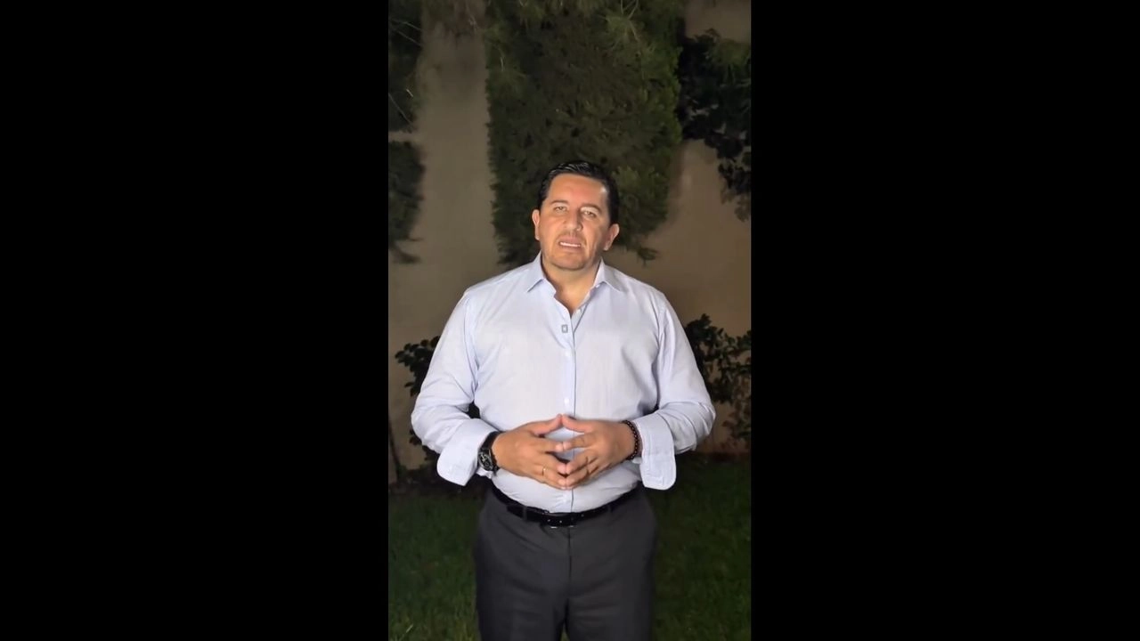 El alcalde priísta difundió un video en donde defiende la medida que se tomó en la alcaldía de Fresnillo. Foto