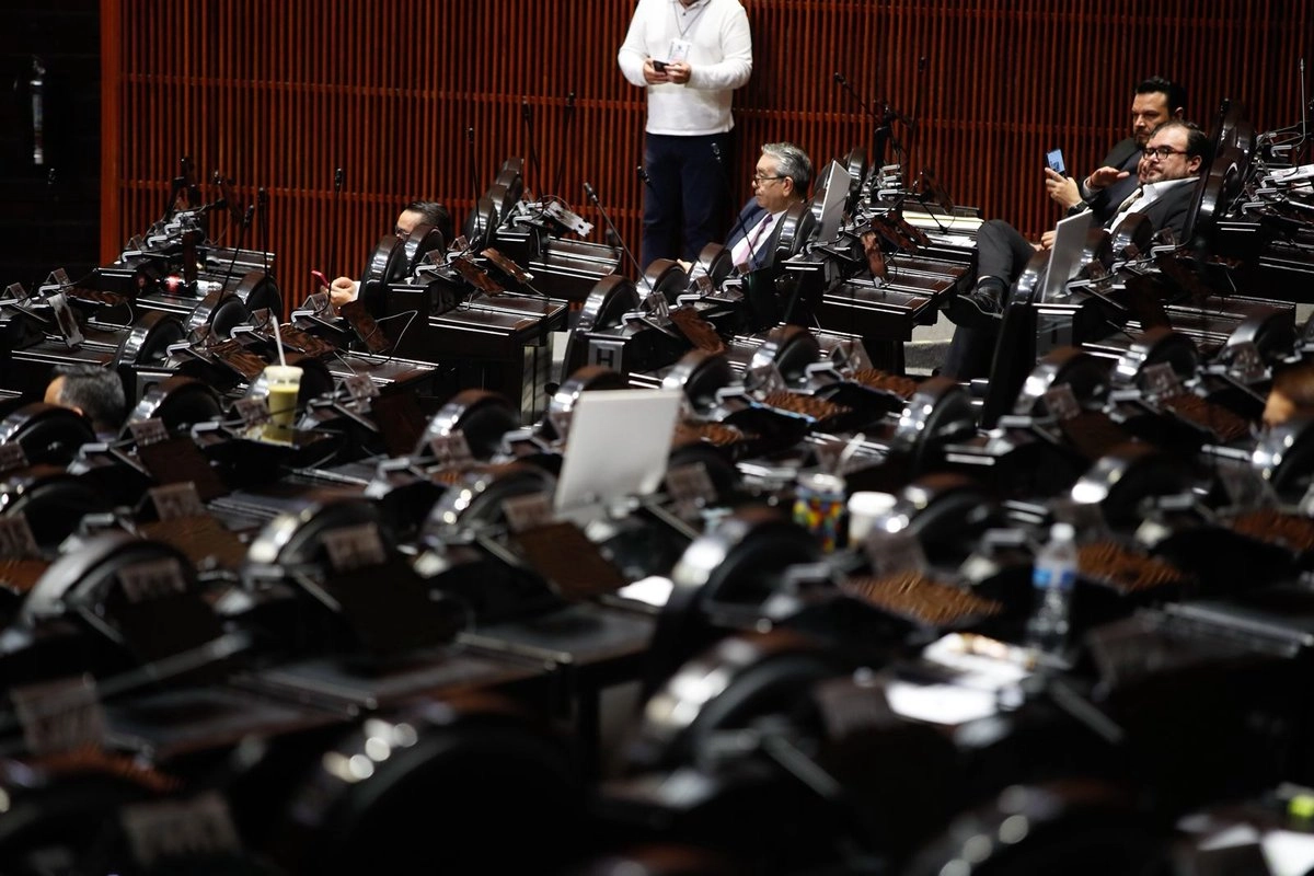 De entrada, el dictamen fue aprobado en lo general con 355 votos de Morena y sus aliados, y 132 votos en contra de los partidos de oposición. Foto
