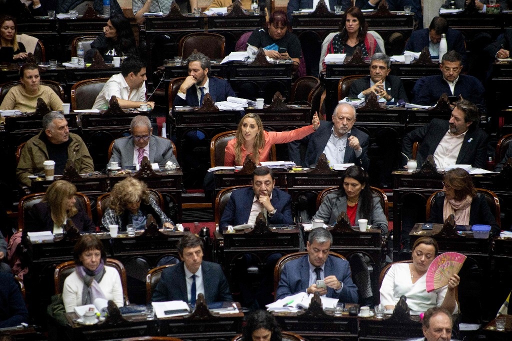 Argentine deputies approve Milei reform project