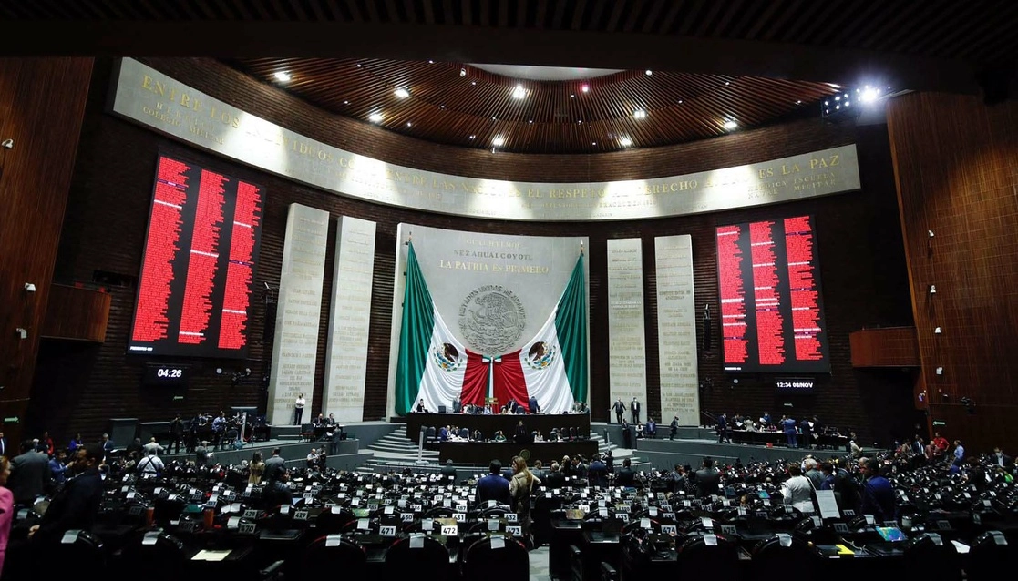 Sesión en la Cámara de Diputados donde se discutió ayer la Ley de Egresos 2023, en la Ciudad de México. Foto Cristina Rodríguez