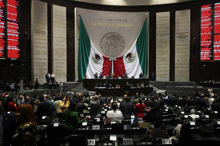 Por unanimidad, la Cámara de Diputados aprobó la imprescriptibilidad de los delitos sexuales perpetrados contra menores de edad. La imagen, el 6 de septiembre de 2023. Foto Yazmín Ortega Cortés