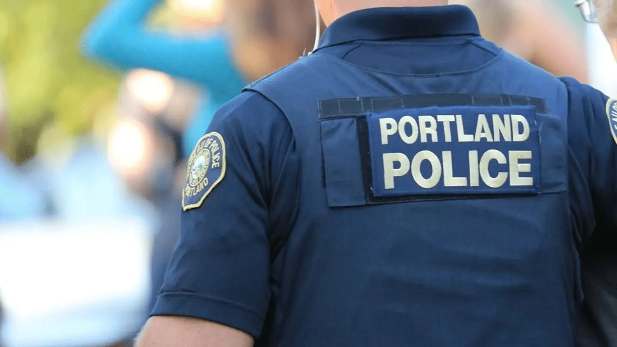 Cuatro adolescentes —incluido uno que más tarde fue arrestado como sospechoso— fueron apuñalados durante una fiesta rave, en Portland, Oregon. Foto 