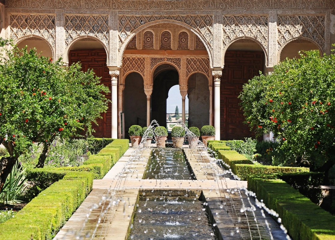 El Patronato de la Alhambra y Generalife informó no se detectó ninguna anomalía en el Conjunto Monumental tras los terremotos en Granada. Foto tomada del Twitter @alhambracultura 
