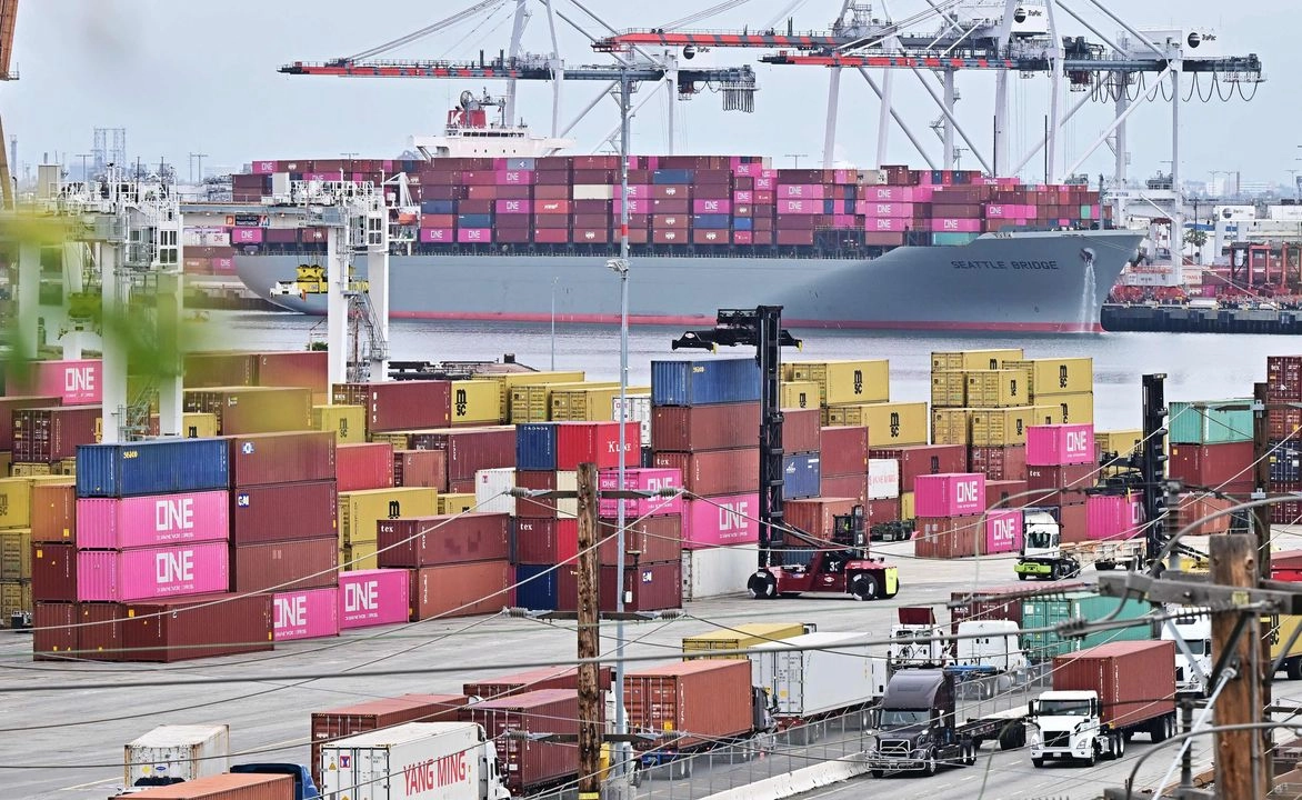 Contenedores en el puerto de Los Ángeles, California, el 6 de mayo de 2025. Foto 
